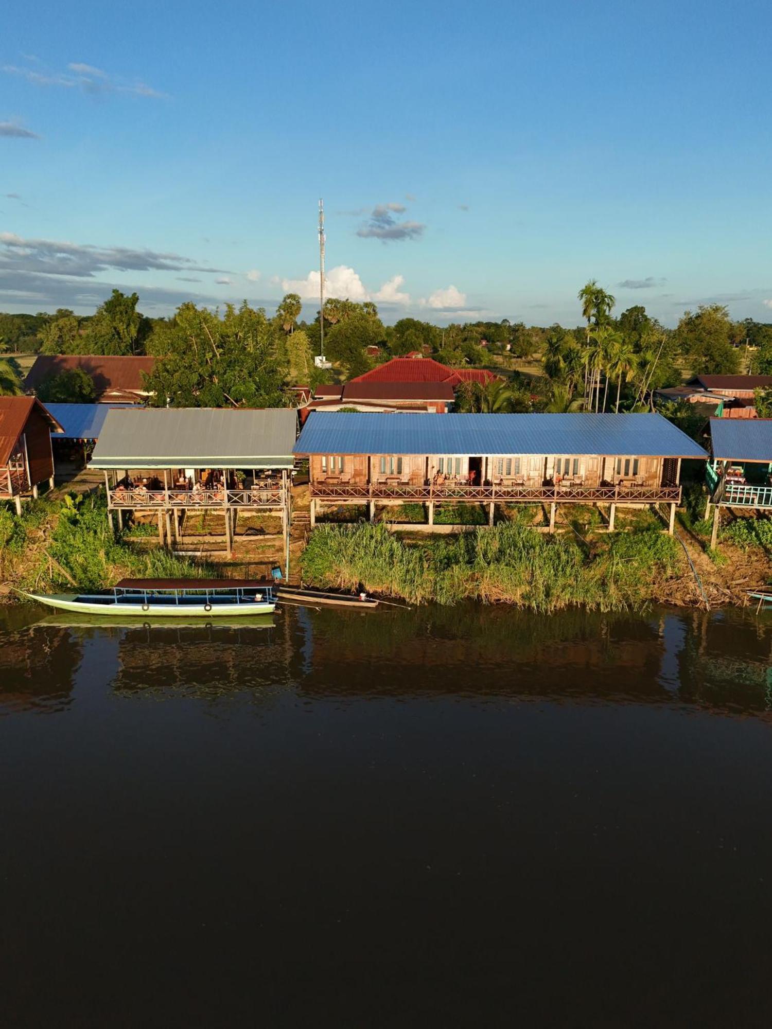 Dondet Vixay Sunset And River View Ban Dondét Exterior foto